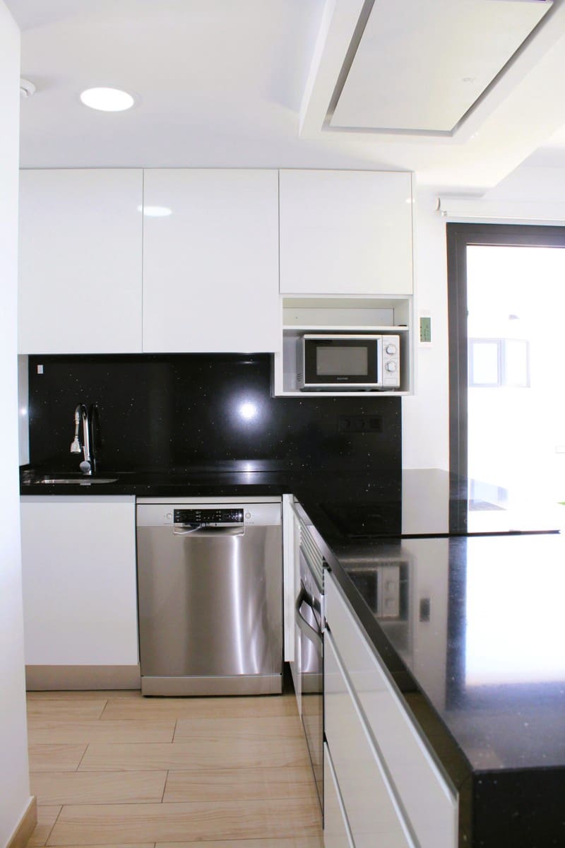 2 bedroom Apartment for sale in Finestrat - € 420,000 (Ref: 8933465)