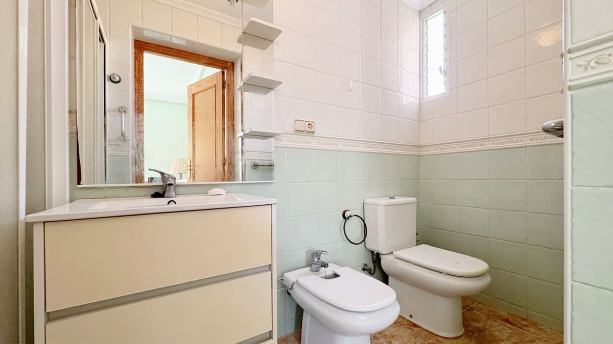 4 bedroom Villa for sale in Orihuela - € 385,000 (Ref: 8997516)