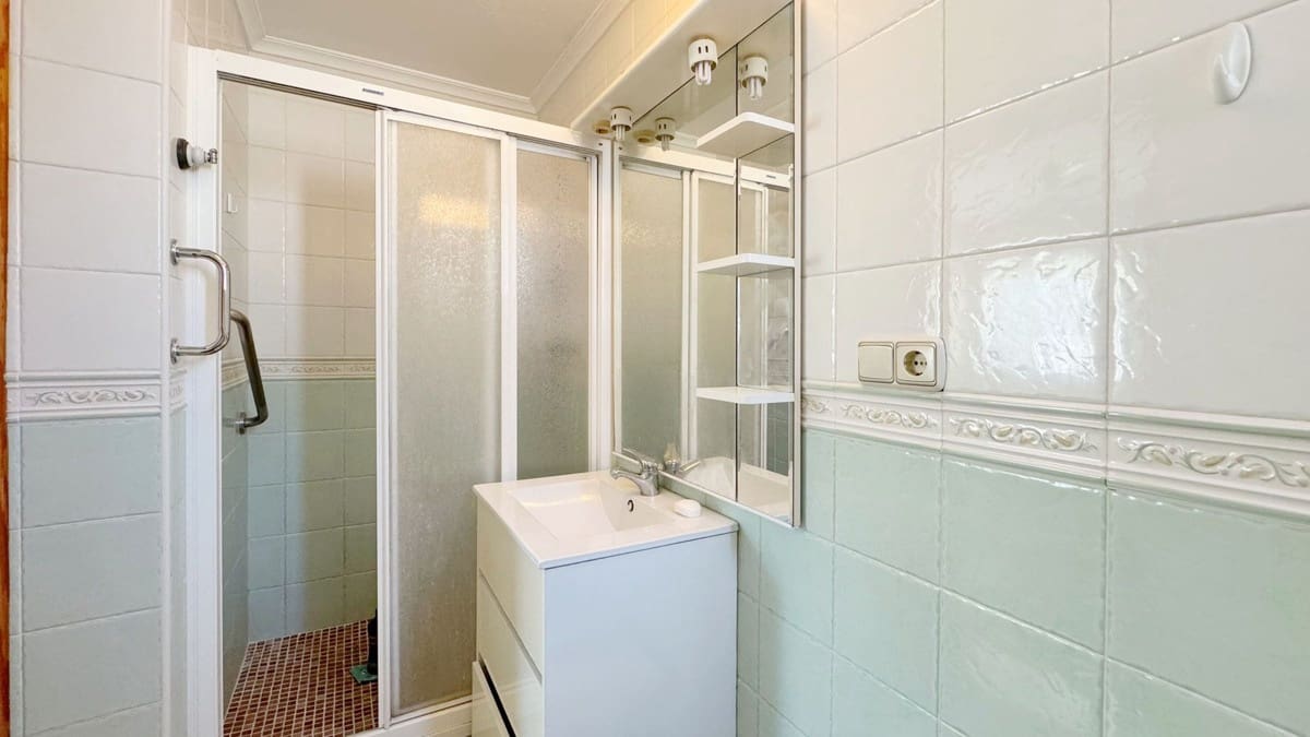 4 bedroom Villa for sale in Orihuela - € 385,000 (Ref: 8997516)