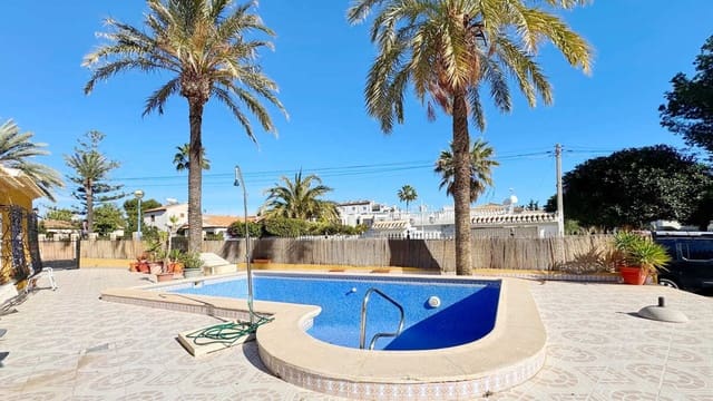 4 makuuhuone Huvila myytävänä paikassa Punta Prima, Orihuela - 385 000 € (Ref: 8997516)