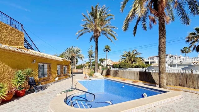 4 makuuhuone Huvila myytävänä paikassa Punta Prima, Orihuela - 385 000 € (Ref: 8997516)