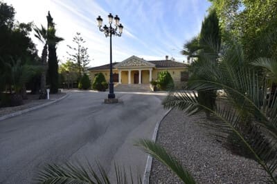 6 bedroom Finca/Country House for sale in La Matanza, Orihuela - € 800,000 (Ref: 9071034)