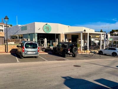 Restaurant/Bar til salgs i San Gabriel, Alicante by - € 850 000 (Ref: 9071644)