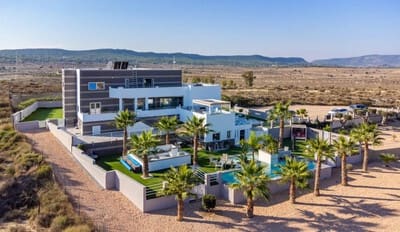 5 bedroom Villa for sale in Torremendo - € 1,800,000 (Ref: 9071746)