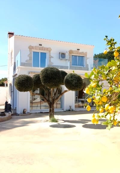 4 bedroom Villa for sale in Busot - € 375,000 (Ref: 9071780)