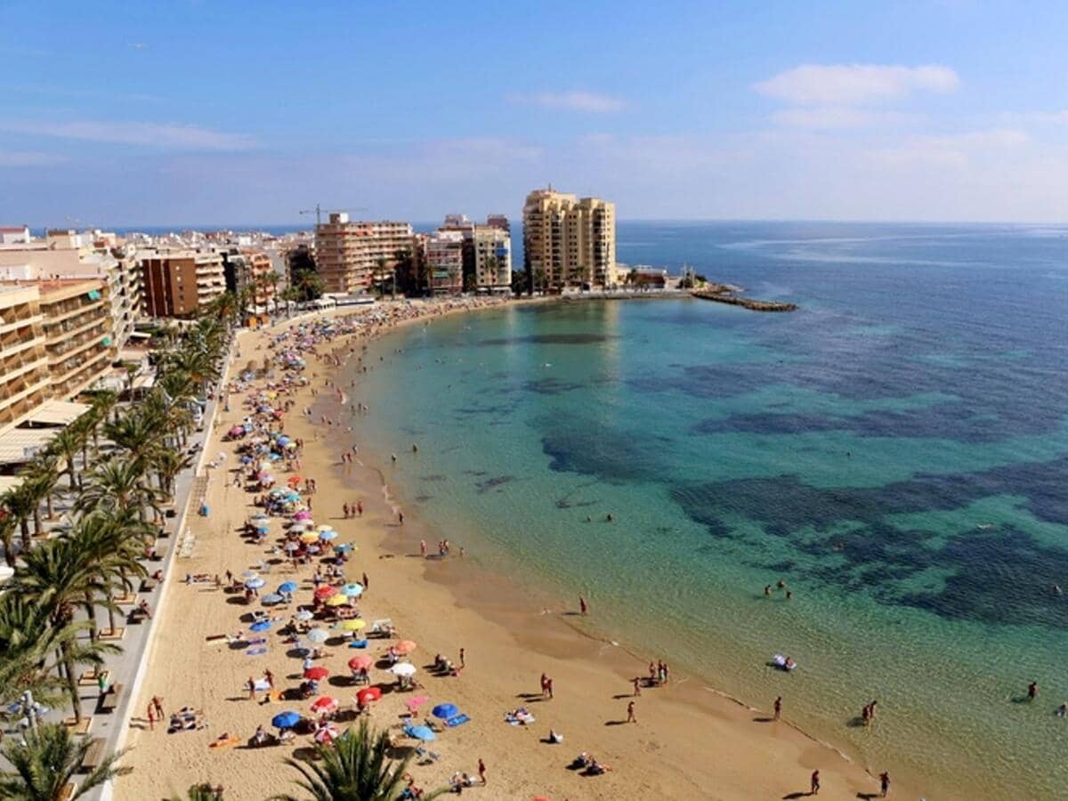 3 makuuhuone Kattohuoneisto myytävänä paikassa Torrevieja - 464 000 € (Ref: 9289910)