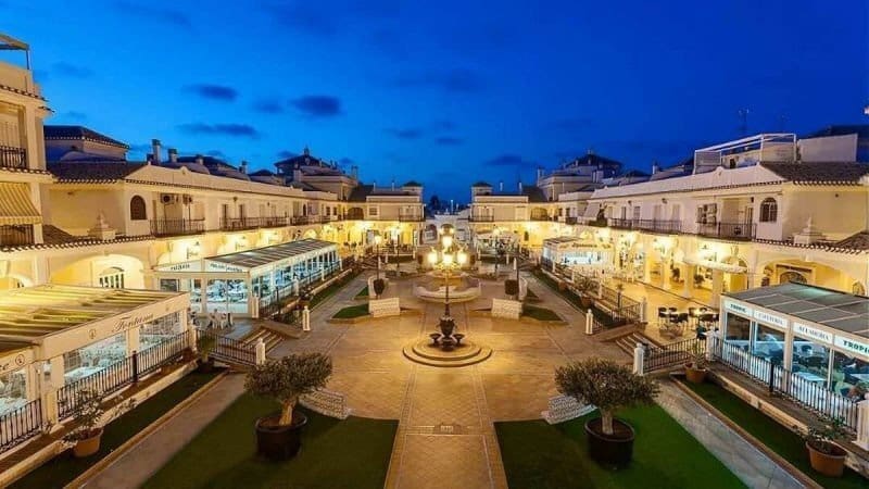 3 bedroom Penthouse for sale in Pilar de la Horadada - € 475,000 (Ref: 9293402)