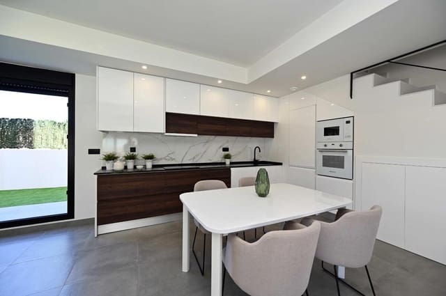 3 slaapkamer Villa te koop in Dehesa de Campoamor, Orihuela - € 384.500 (Ref: 9332808)