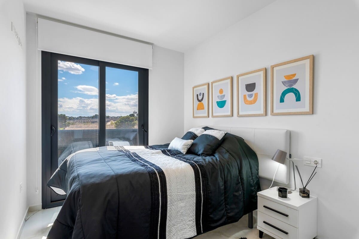 2 soveværelse Lejlighed til salg i La Florida - € 239.000 (Ref: 9414806)