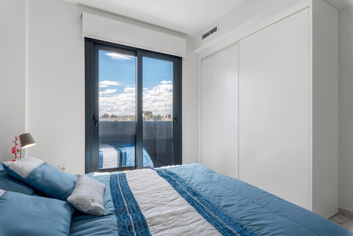 2 soveværelse Lejlighed til salg i La Florida - € 239.000 (Ref: 9414806)