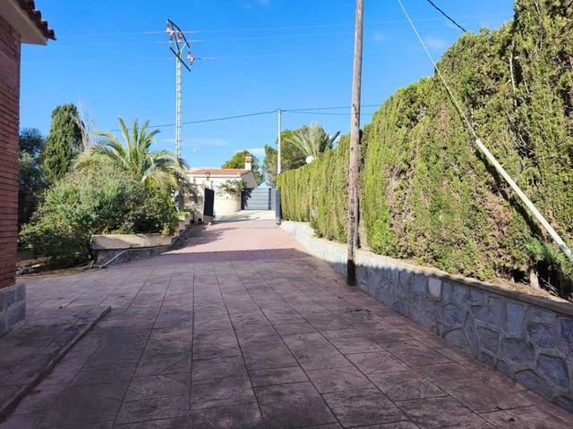 5 bedroom Finca/Country House for sale in Bonalba, Busot - € 520,000 (Ref: 9429472)