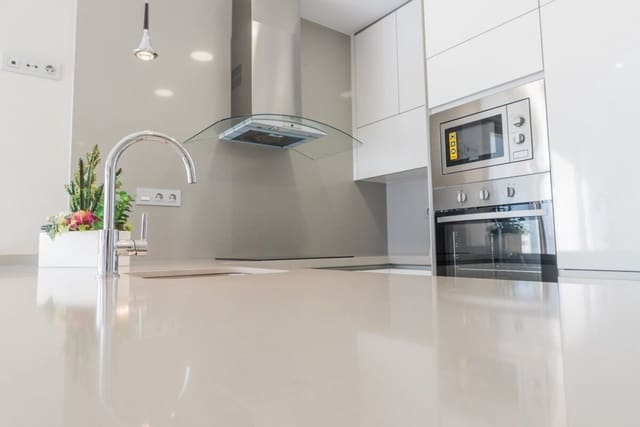 3 slaapkamer Villa te koop in Dehesa de Campoamor, Orihuela - € 390.000 (Ref: 9808975)