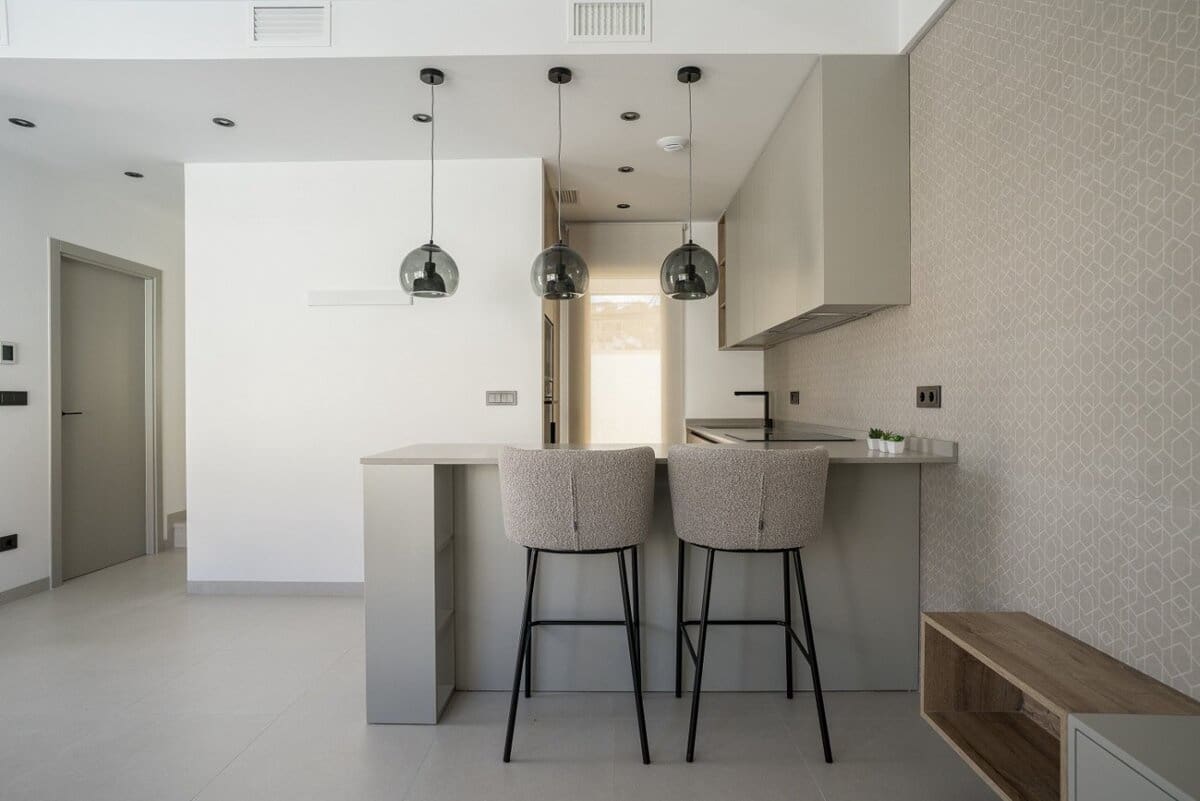 Chalet de 3 habitaciones en San Miguel de Salinas en venta - 399.500 € (Ref: 9809009)