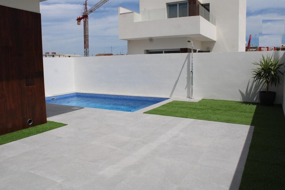 3 soveværelse Villa til salg i San Fulgencio - € 350.000 (Ref: 9809020)