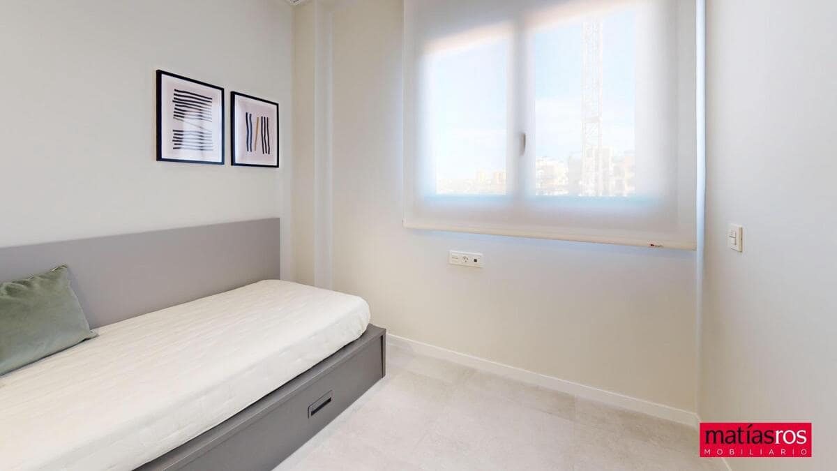 3 quarto Apartamento para venda em Pilar de la Horadada - 429 000 € (Ref: 9813984)