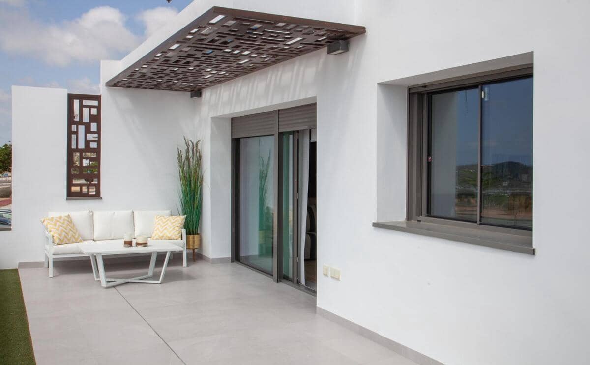 2 bedroom Apartment for sale in Finestrat - € 440,000 (Ref: 9813995)