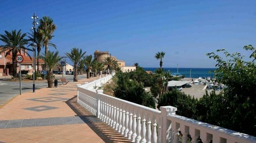 3 bedroom Villa for sale in Pilar de la Horadada - € 410,000 (Ref: 9814008)