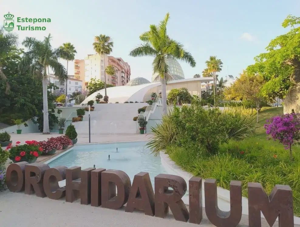 2 Zimmer Apartment zu verkaufen in Estepona mit Pool Garage - 459.700 € (Ref: 9824384)