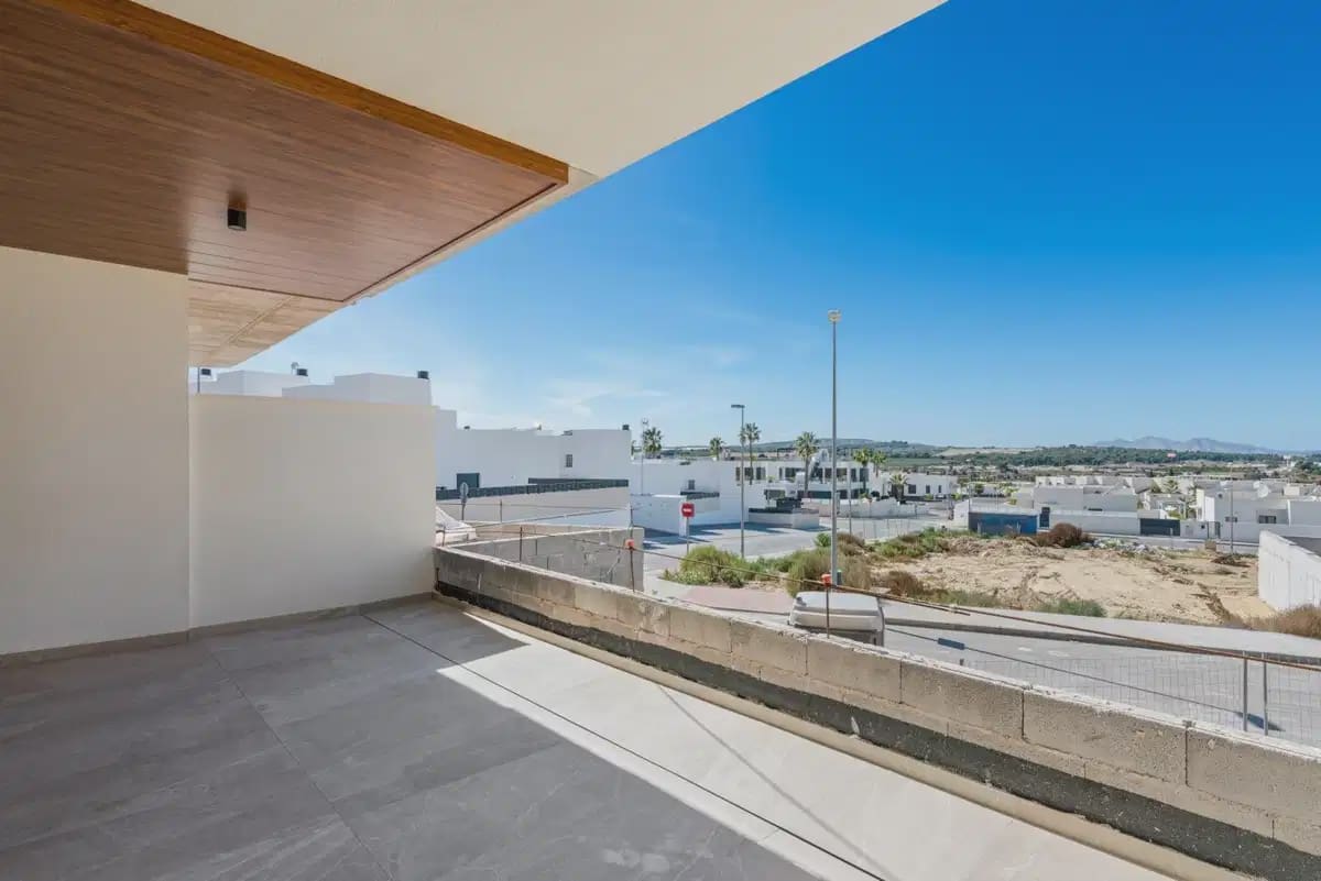 3 Zimmer Penthouse zu verkaufen in Benijofar mit Pool Garage - 425.000 € (Ref: 9824391)
