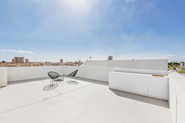 2 makuuhuone Huvila myytävänä paikassa Centro, Los Alcázares mukana uima-altaan - 439 000 € (Ref: 9824428)