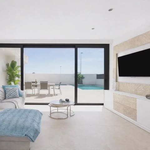2 makuuhuone Huvila myytävänä paikassa Centro, Los Alcázares mukana uima-altaan - 439 000 € (Ref: 9824428)
