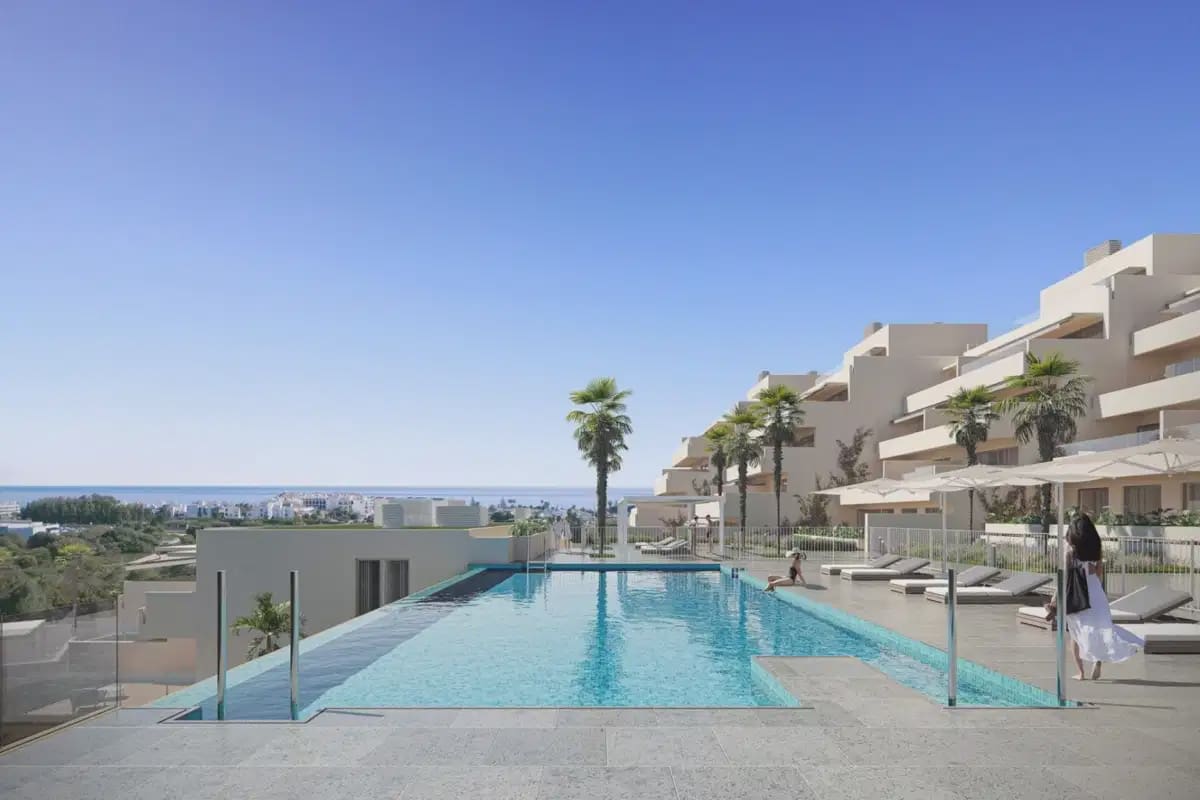 2 quarto Apartamento para venda em Estepona com piscina garagem - 428 000 € (Ref: 9824456)