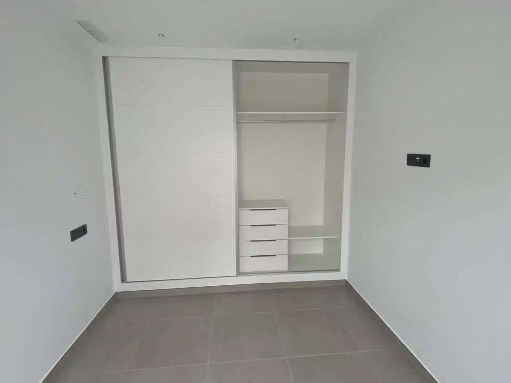 3 sypialnia Willa na sprzedaż w Los Alcazares z basenem - 419 900 € (Ref: 9824458)