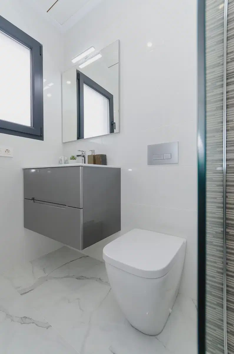 3 soverom Villa til salgs i Torrevieja med svømmebasseng garasje - € 424 000 (Ref: 9824504)