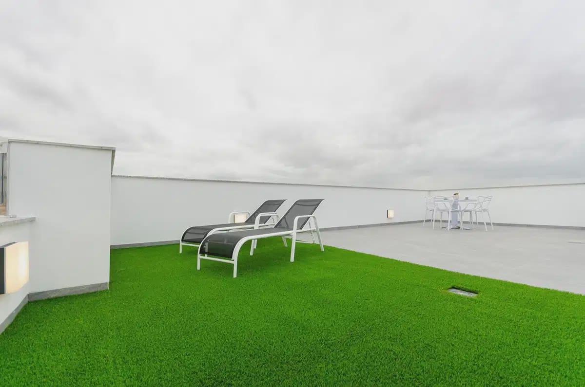 3 soverom Villa til salgs i Torrevieja med svømmebasseng garasje - € 424 000 (Ref: 9824504)