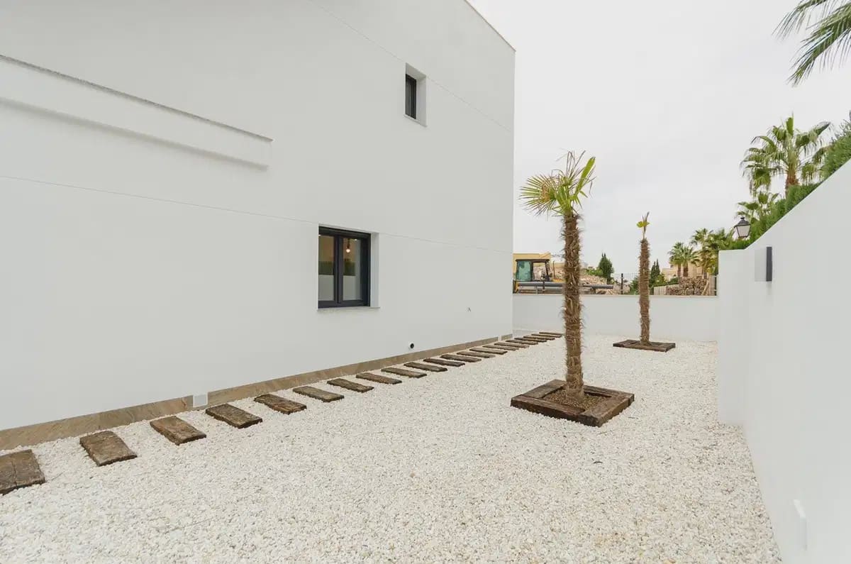 3 soverom Villa til salgs i Torrevieja med svømmebasseng garasje - € 424 000 (Ref: 9824504)