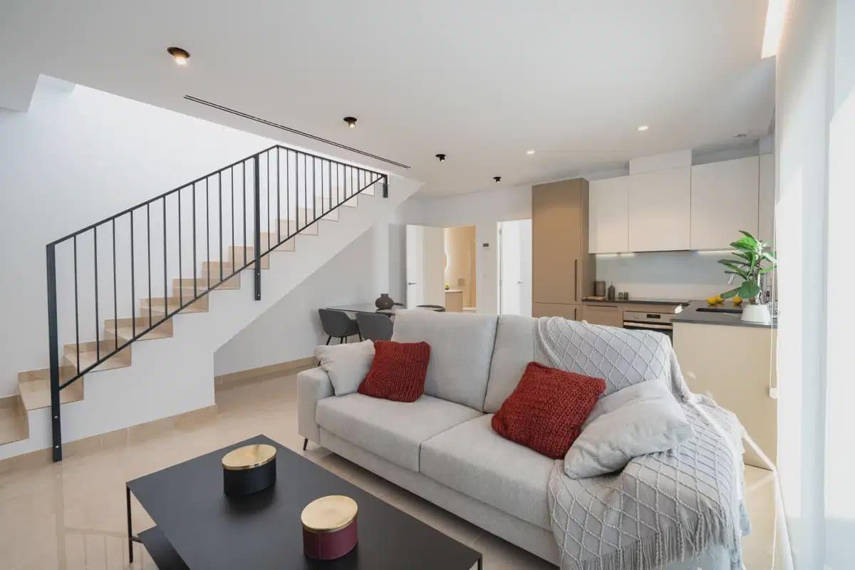 3 soverom Kjedet enebolig til salgs i La Marina med svømmebasseng garasje - € 459 000 (Ref: 9824507)