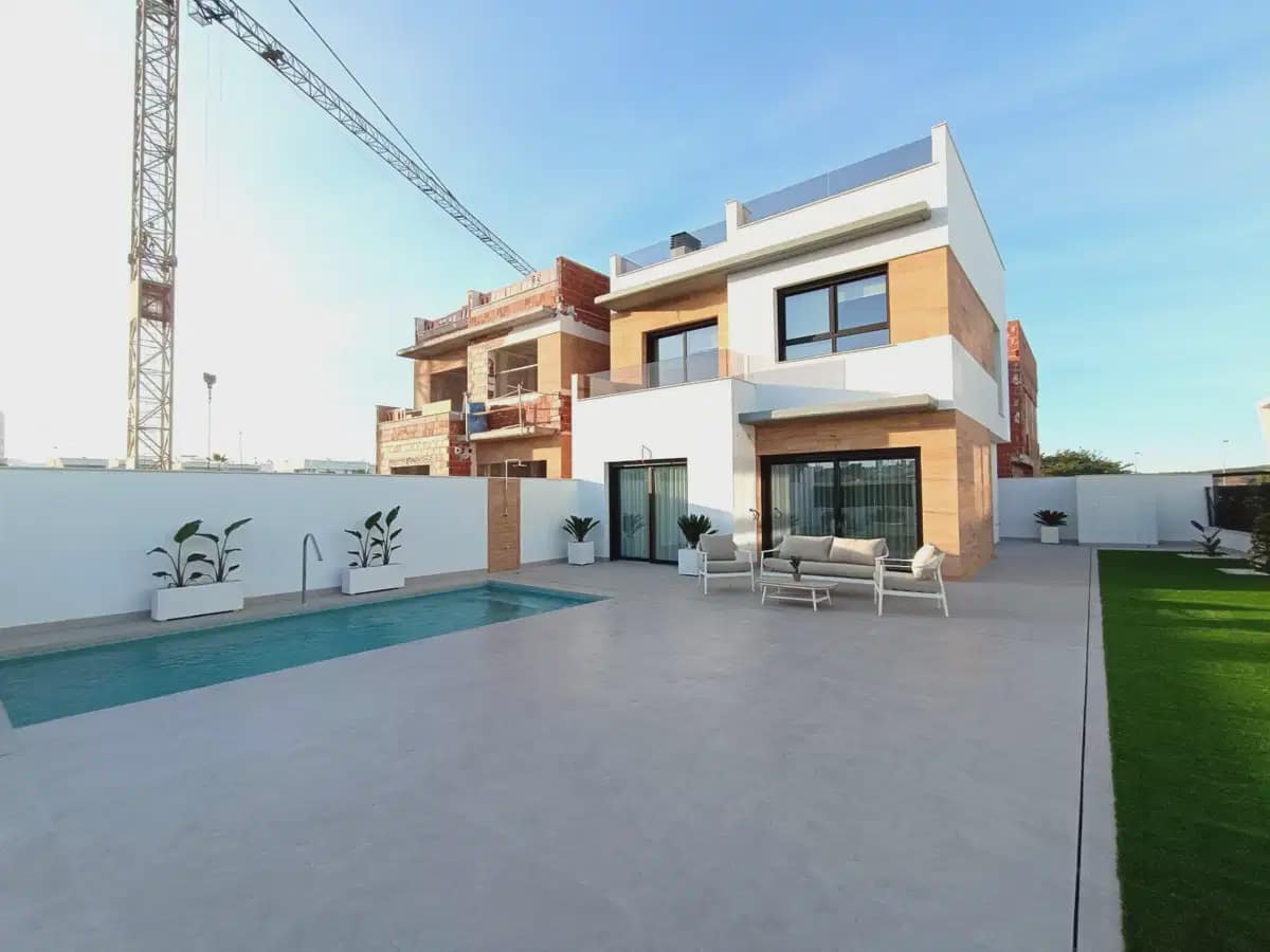 3 camera da letto Villetta Bifamiliare in vendita in Benijofar con piscina garage - 449.000 € (Rif: 9824516)