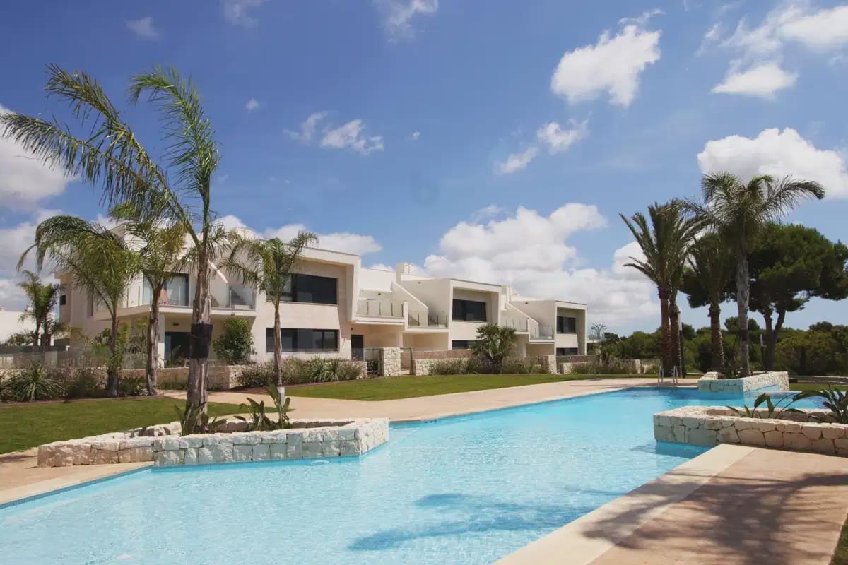 3 bedroom Apartment for sale in Pinar de Campoverde with pool garage - € 334,900 (Ref: 9827818)