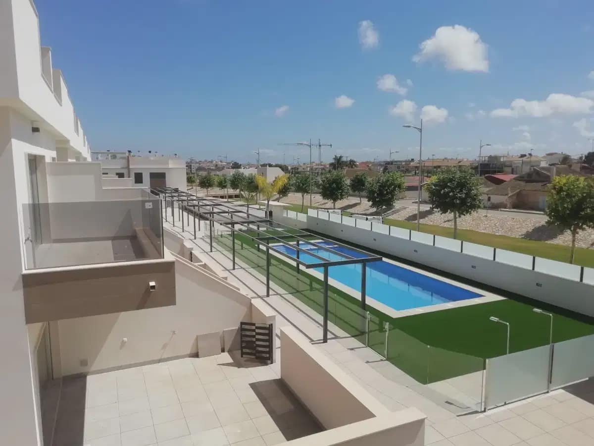 3 bedroom Townhouse for sale in Pilar de la Horadada - € 370,000 (Ref: 9827826)