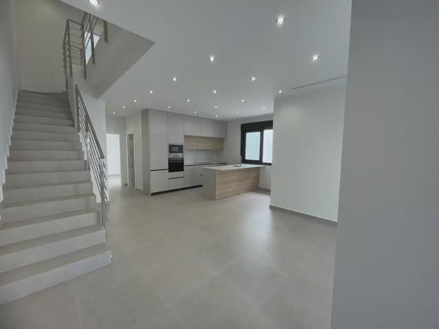 3 bedroom Villa for sale in Almoradí with pool garage - € 359,900 (Ref: 9827832)