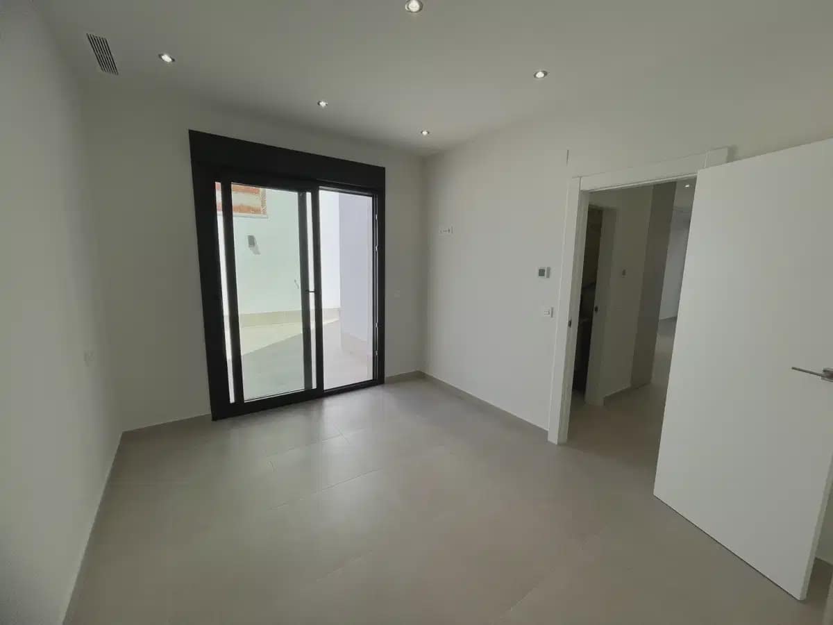 3 bedroom Villa for sale in Almoradi with pool garage - € 359,900 (Ref: 9827832)