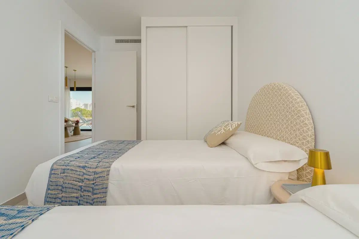2 bedroom Apartment for sale in La Villajoyosa / Vila Joiosa with pool garage - € 369,000 (Ref: 9827843)