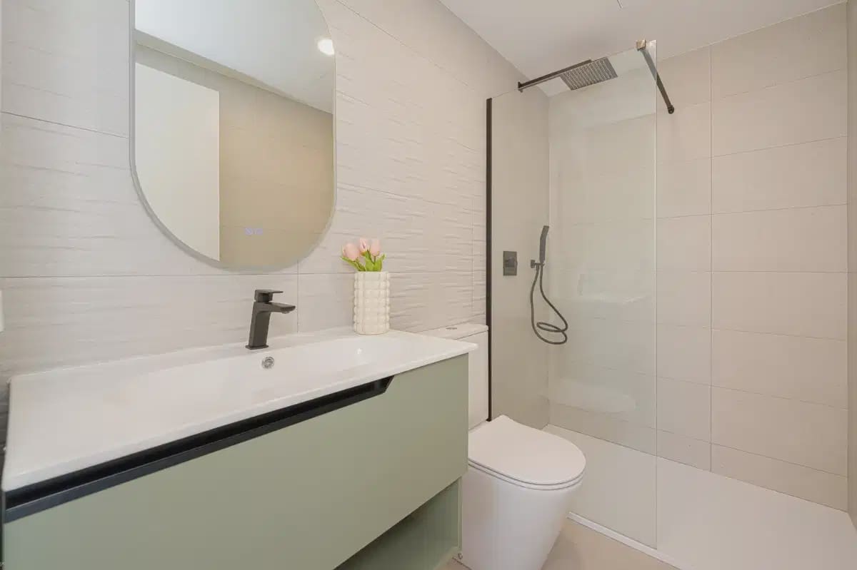 2 bedroom Apartment for sale in La Villajoyosa / Vila Joiosa with pool garage - € 349,000 (Ref: 9827844)