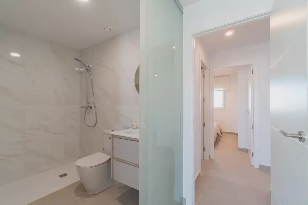 Apartamento de 3 habitaciones en Orihuela Costa en venta con piscina garaje - 395.000 € (Ref: 9827869)