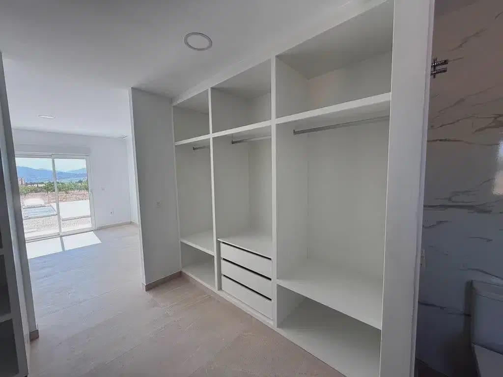 3 bedroom Villa for sale in Alicante / Alacant city with pool - € 356,000 (Ref: 9827883)