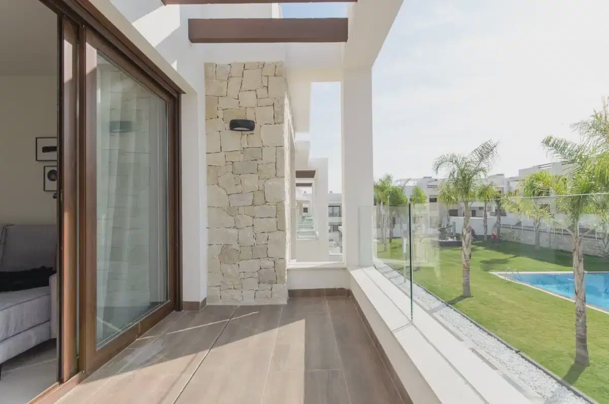 3 Zimmer Bungalow zu verkaufen in Los Balcones - 325.000 € (Ref: 9827908)