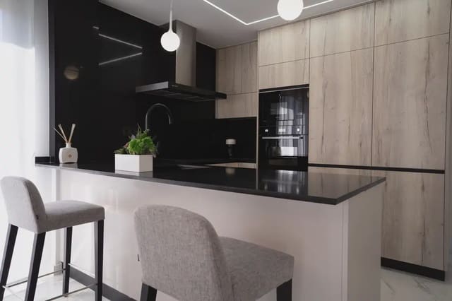 3 Zimmer Bungalow zu verkaufen in Pilar de la Horadada ciudad, Pilar de la Horadada mit Pool - 350.000 € (Ref: 9827924)