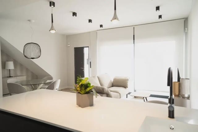 2 chambre Bungalow à vendre à Pilar de la Horadada ciudad, Pilar de la Horadada avec piscine garage - 340 000 € (Ref: 9827926)