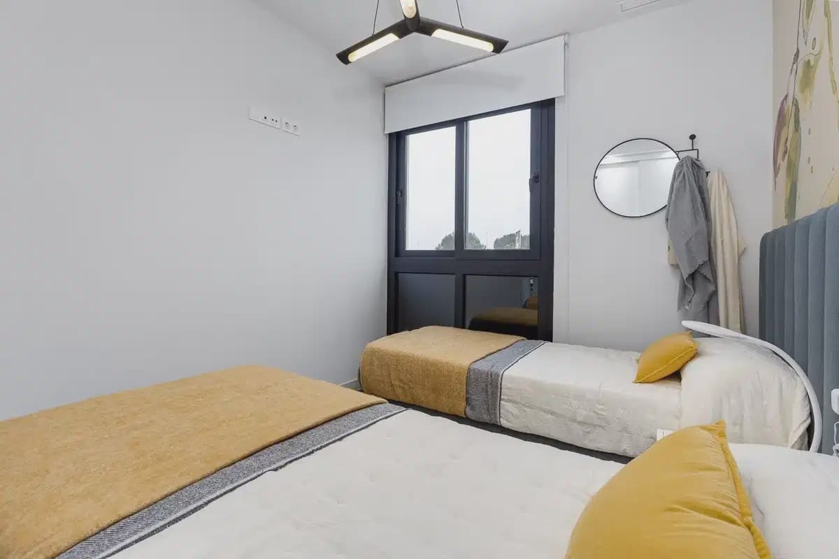 Bungalow de 2 habitaciones en Ciudad Quesada en venta - 342.000 € (Ref: 9827932)