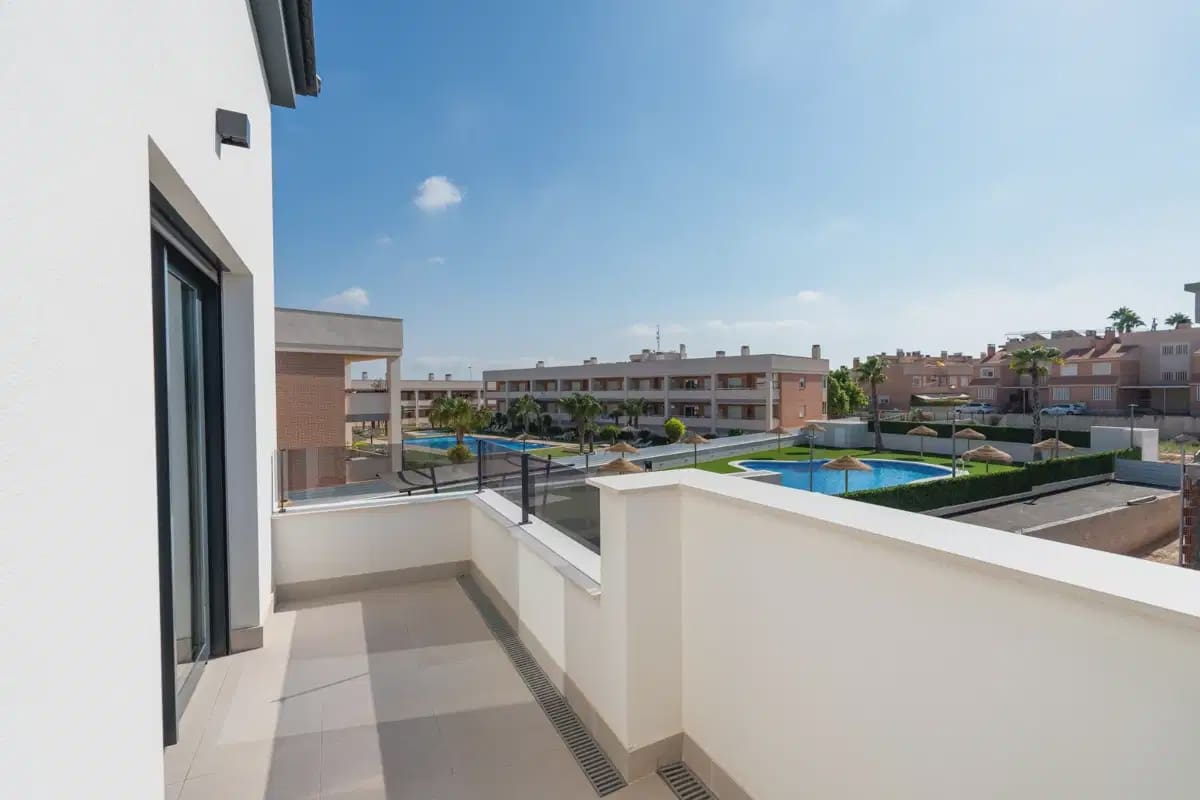3 bedroom Terraced Villa for sale in Gran Alacant - € 410,000 (Ref: 9830692)