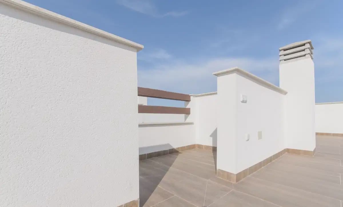 2 slaapkamer Bungalow te koop in Torrevieja met zwembad garage - € 315.000 (Ref: 9830713)