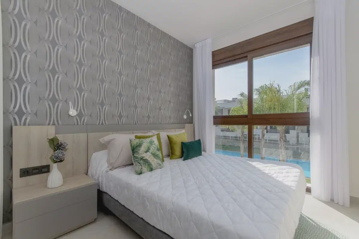 2 slaapkamer Bungalow te koop in Torrevieja met zwembad garage - € 315.000 (Ref: 9830713)