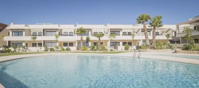 2 camera da letto Bungalow in vendita in La Veleta, Torrevieja con piscina - 380.000 € (Rif: 9830715)