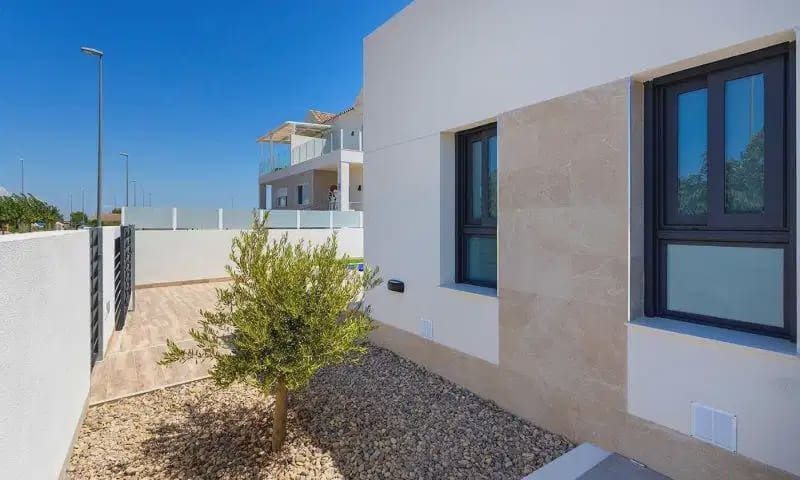 3 bedroom Semi-detached Villa for sale in Daya Nueva - € 380,000 (Ref: 9830717)