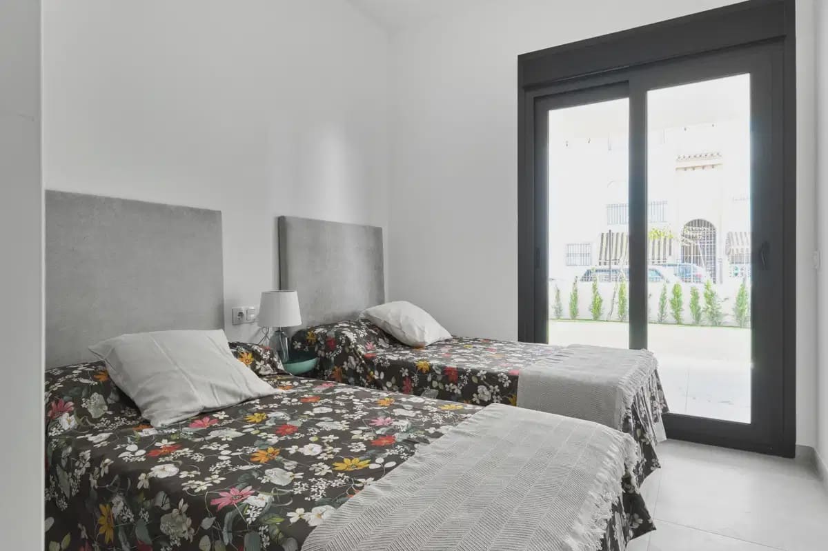 2 bedroom Bungalow for sale in Torrevieja - € 370,000 (Ref: 9830718)